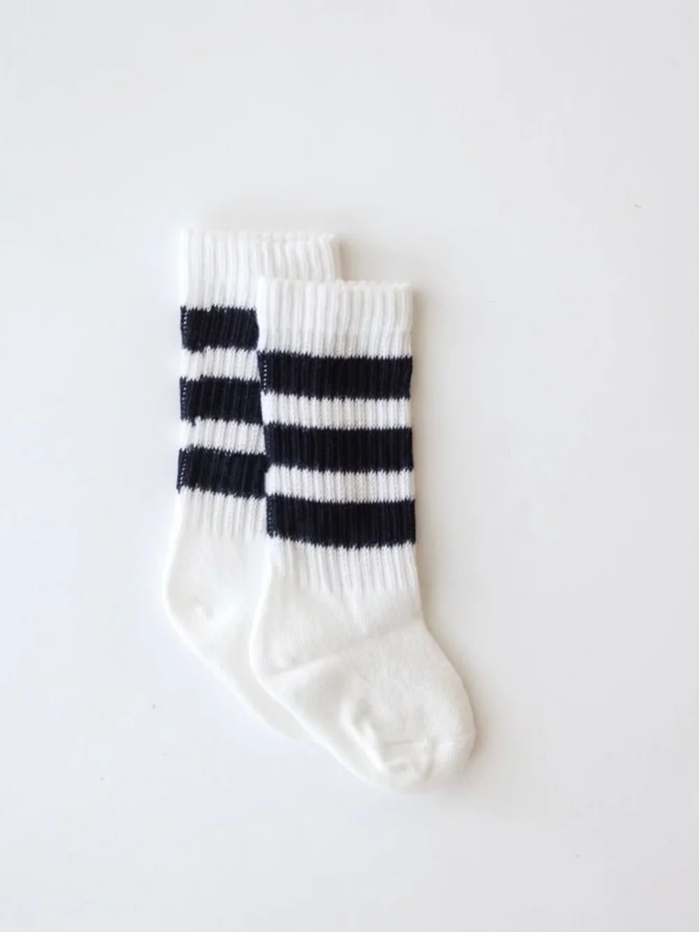NWT Atlas Grey Organic Slouch Socks 2-3T